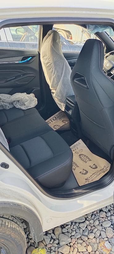 метиз 2: Changan X5 Plus: 2025 г., 1.5 л, Робот, Бензин, Кроссовер — 7