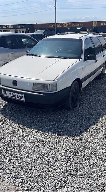 2 8: Volkswagen Passat Variant: 1991 г., Универсал — 2