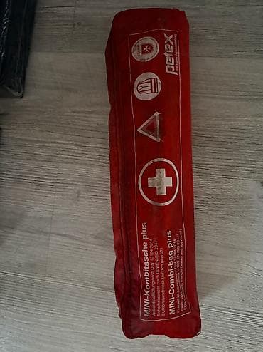 Аксессуарлар жана тюнинг: Автомобильные аптечки (2 шт.) Описание: - Жесткие пластиковые кейсы — 2