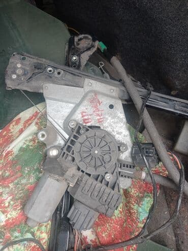 расширительный бачок форд фокус 2: Форд Фокус 1. поддон от Сплит порт 2 да. Блок АБС. Смотрите фотки 30 — 4