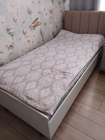 Спальный гарнитур для детской и взрослой комнаты Состав: -