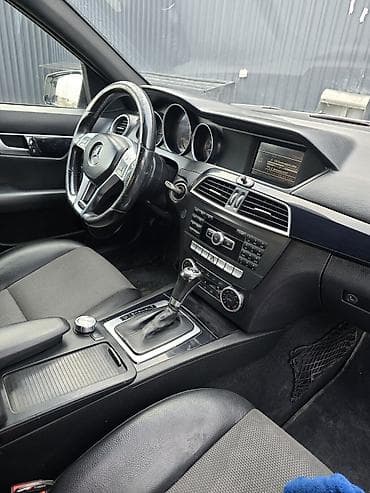 ключ от мерса: Mercedes-Benz C-Class: 2011 г., 1.8 л, Автомат, Бензин, Седан — 10