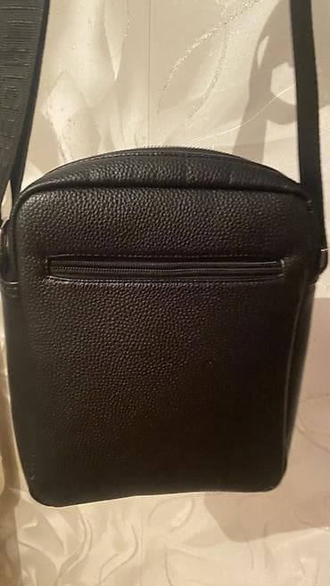 часы недорого: Барсетка, Tommy Hilfiger, Материал: Экокожа, Застежка на молнии, Б/у — 3