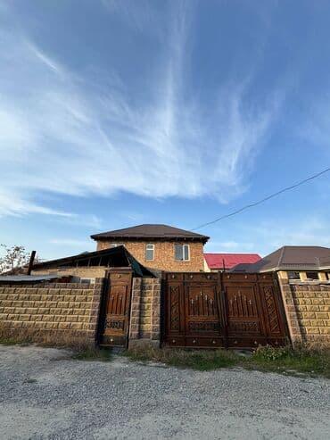 продаю дом под снос: Үй, 200 кв. м, 4 бөлмө, Менчик ээси — 2