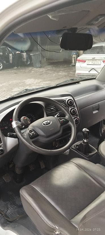 кочкор авто: Жеңил жүк ташуучу унаа, Kia, Стандарт, Колдонулган — 9