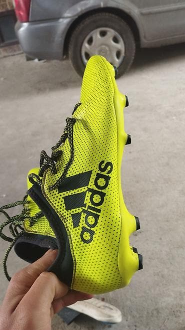 верхняя одежда женская: Футбольные бутсы (несколько пар) - Пара 1: ярко‑салатовые бутсы — 3