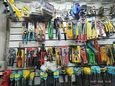 пена распылитель: Пена клей Somafix 60 секунд 430 сом; Саморезы по дереву, металлу все — 4