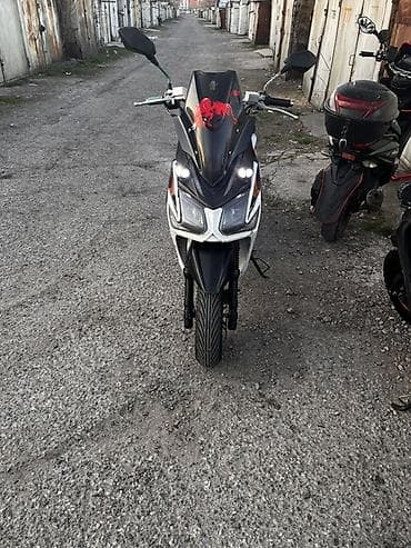 цена на скутер: Скутер Samurai 170 куб. - Объем двигателя: 170 см³ (надпись «Самурай — 3