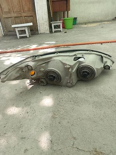 с4 2 6: Передняя левая фара Toyota 2004 г., Оригинал, США — 3