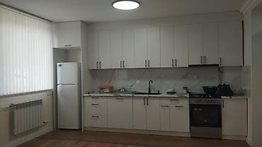 продаю кухонный: Сдаю дом только студентам порядочный чистоплотная девушкам! Удобства — 10