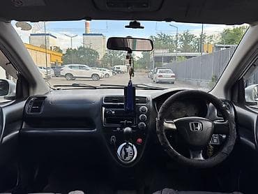 4 вд: Honda Civic: 2002 г. — 6