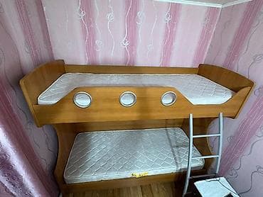 детский матрасик на кроватку: Двухъярусная детская кровать, Б/у, ЛДСП, цвет - Коричневый — 2
