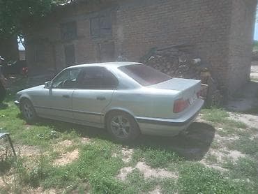 полик bmw: BMW 5 series: 1991 г., Механика, Седан — 3
