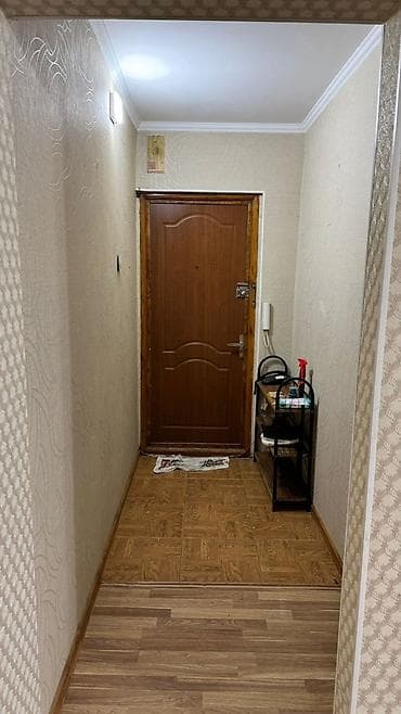 Квартиры: 3 комнаты, 58 м², 104 серия, 1 этаж, Косметический ремонт — 1