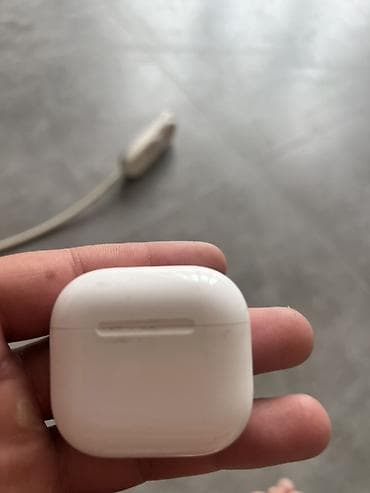 Вкладыши, Apple, Б/у, Беспроводные (Bluetooth), Классические at lalafo.kg Вкладыши, Apple, Б/у, Беспроводные (Bluetooth), Классические