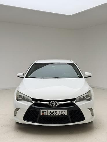 Toyota Camry: 2016 г., 2.5 л, Автомат, Бензин, Седан