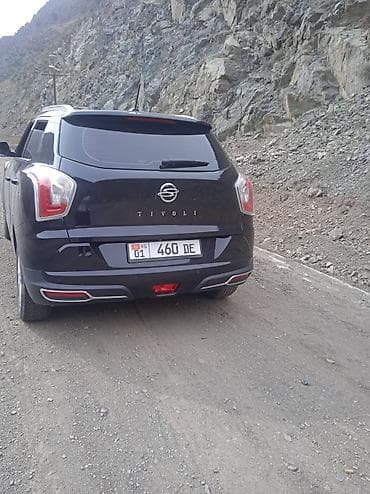 c4 с4: Ssangyong Tivoli: 2019 г., 1.6 л, Автомат, Бензин, Кроссовер — 2