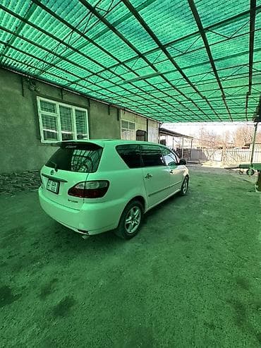 Транспорт: Toyota Ipsum: 2001 г., 2.4 л, Автомат, Бензин, Вэн/Минивэн — 1