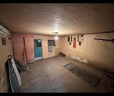 Продаю гараж: Гараж со смотровой ямой и погребом. - Просторное помещение — 1