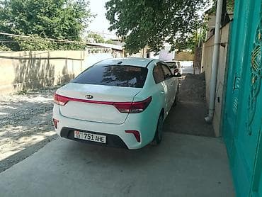 Kia Rio: 2017 г., Седан — 2