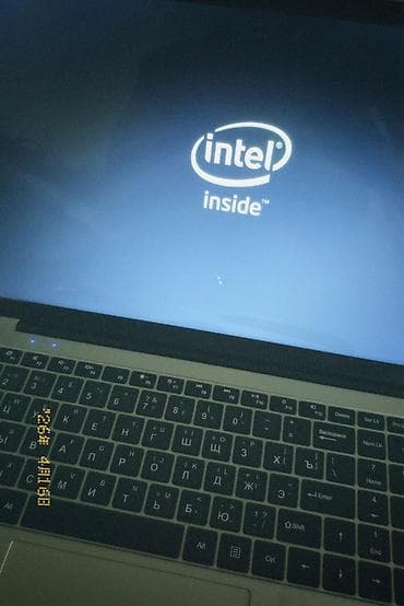 микрафон для студии: Ноутбук 15.6" на базе Intel Характеристики и особенности: - — 2