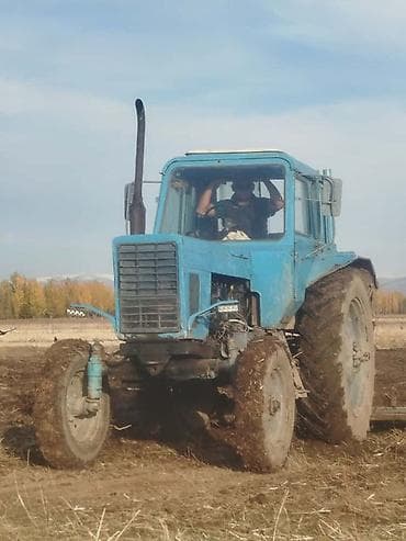 светы для дома: Трактор МТЗ 80+ прицепной пресс‑подборщик Описание: - Колёсный — 6