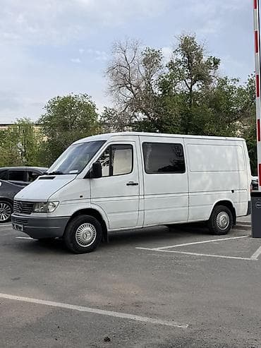 бампер на мерс 210 бишкек: Жеңил жүк ташуучу унаа, Mercedes-Benz, Дубль, Колдонулган — 3