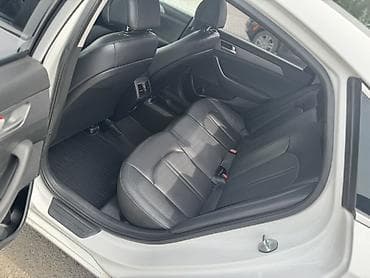2017: Hyundai Sonata: 2017 г., Газ, Седан — 7