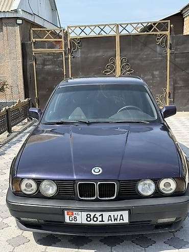 номер армения: BMW 5 series: 1991 г., Седан — 2