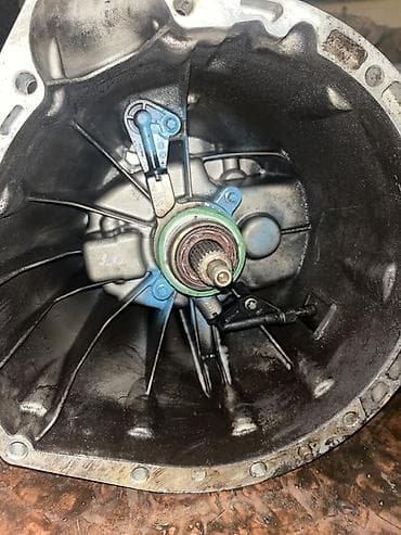 КПП тетиктери жана трансмиссиялар: Өткөргүч куту Механика Mercedes-Benz Оригинал, Германия — 1