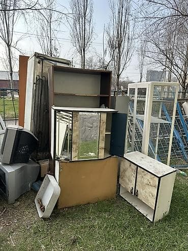 Отдам за символическую сумму. Пластиковые окна, межкомнатные двери, тв at lalafo.kg Отдам за символическую сумму. Пластиковые окна, межкомнатные двери, тв