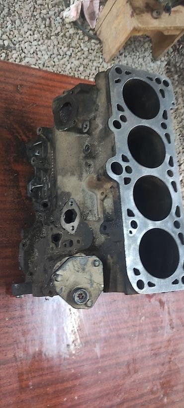 r17 26565: Гольф 6 дизель,блок под расточку,головка с дефектом,коленвал в — 6