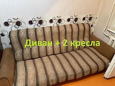 small table: Прямой диван, Б/у — 1