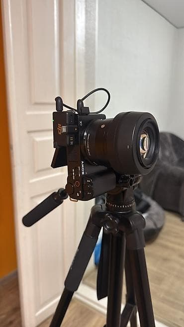 Продаю свою камеру sony zv-e10 в отличном состоянии. Причина продажи -