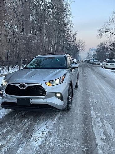 prius 2012: Toyota Highlander: 2021 г., Автомат, Кроссовер — 2