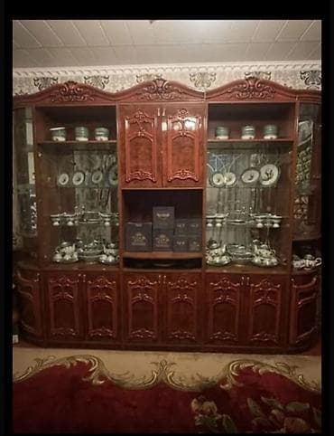 серванты: Стенка-шкаф, Тип стенки-шкафа: Модульная, Для зала, Особенности: Для хранения посуды — 1