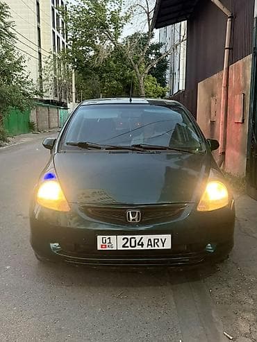 honda jazz 2: Honda Jazz: 2002 г., 1.3 л, Механика, Бензин, Хэтчбэк — 4