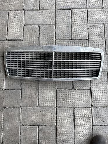 Решетки радиатора: Решетка радиатора Mercedes-Benz Новый, Оригинал — 1