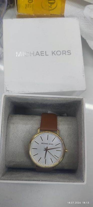 Аксессуарлар: Классикалык сааттар саат, Tissot, Швейцария, Суу өткөрбөөчү, Асыл нуска, Эркектердики, Колдонулган — 6