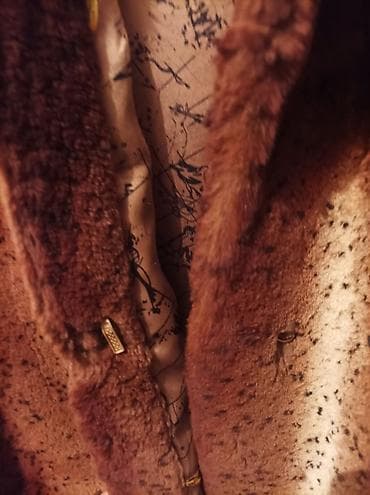 кастюм ош: Женская шуба из натурального меха (визуально — стриженый мех с — 4