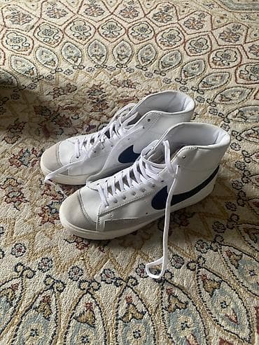 Мырзалардын бут кийими: Эркектердин кроссовкасы, 42, 42.5, Nike, Жаңы, түсү - Ак, Өзү алып кетүү — 1