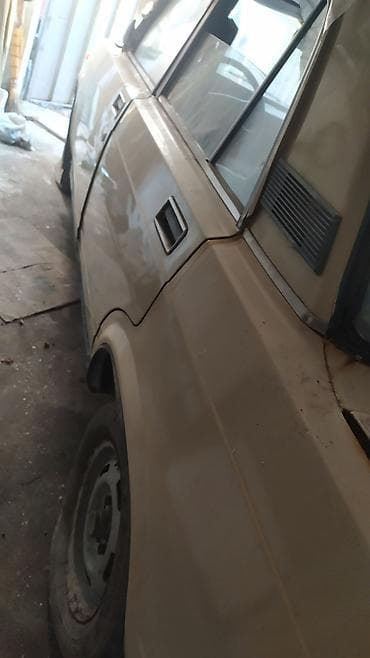 m class: ВАЗ (ЛАДА) 2105: 1984 г., 1.5 л, Ручные, Бензин, Седан — 1