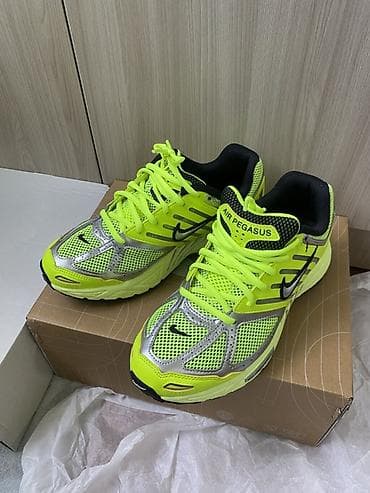 Мужские кроссовки, 37.5, Nike, Новый, цвет - Желтый, Платная доставка