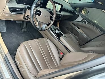 150: Kia K5: 2023 г., Седан — 3