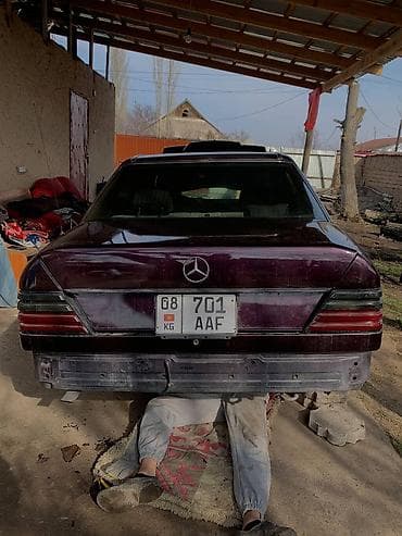 Унаа сатуу: Mercedes-Benz W124: 1992 г., 2.3 л, Кол менен иштөөчү, Бензин, Седан — 1