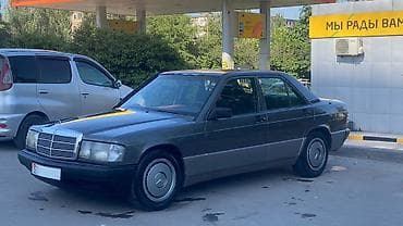1991: Mercedes-Benz 190: 1991 г., 1.8 л, Механика, Бензин, Седан — 2
