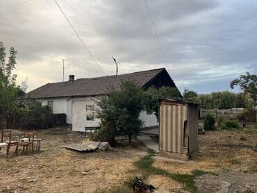 1 комнатные квартиры в бишкеке продажа: Дом, 70 м², 4 комнаты, Собственник, Старый ремонт — 13