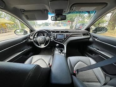 corolla 2004: Toyota Camry: 2018 г., 2.5 л, Автомат, Бензин, Седан — 4