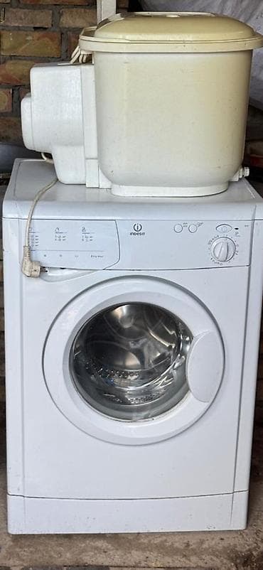 sharp r3: Стиральная машина Indesit (фронтальная загрузка) + два телевизора — 1