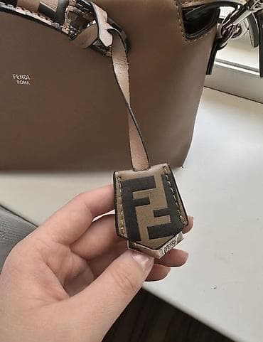 Чемоданы: Сумка Fendi By The Way, цвет тауп (теплый бежево‑коричневый). - — 3